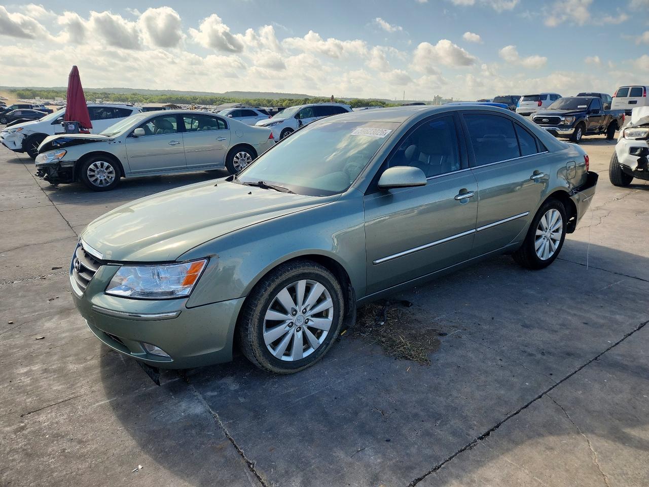 5NPEU4AC5AH649887 · 2010 HYUNDAI SONATA