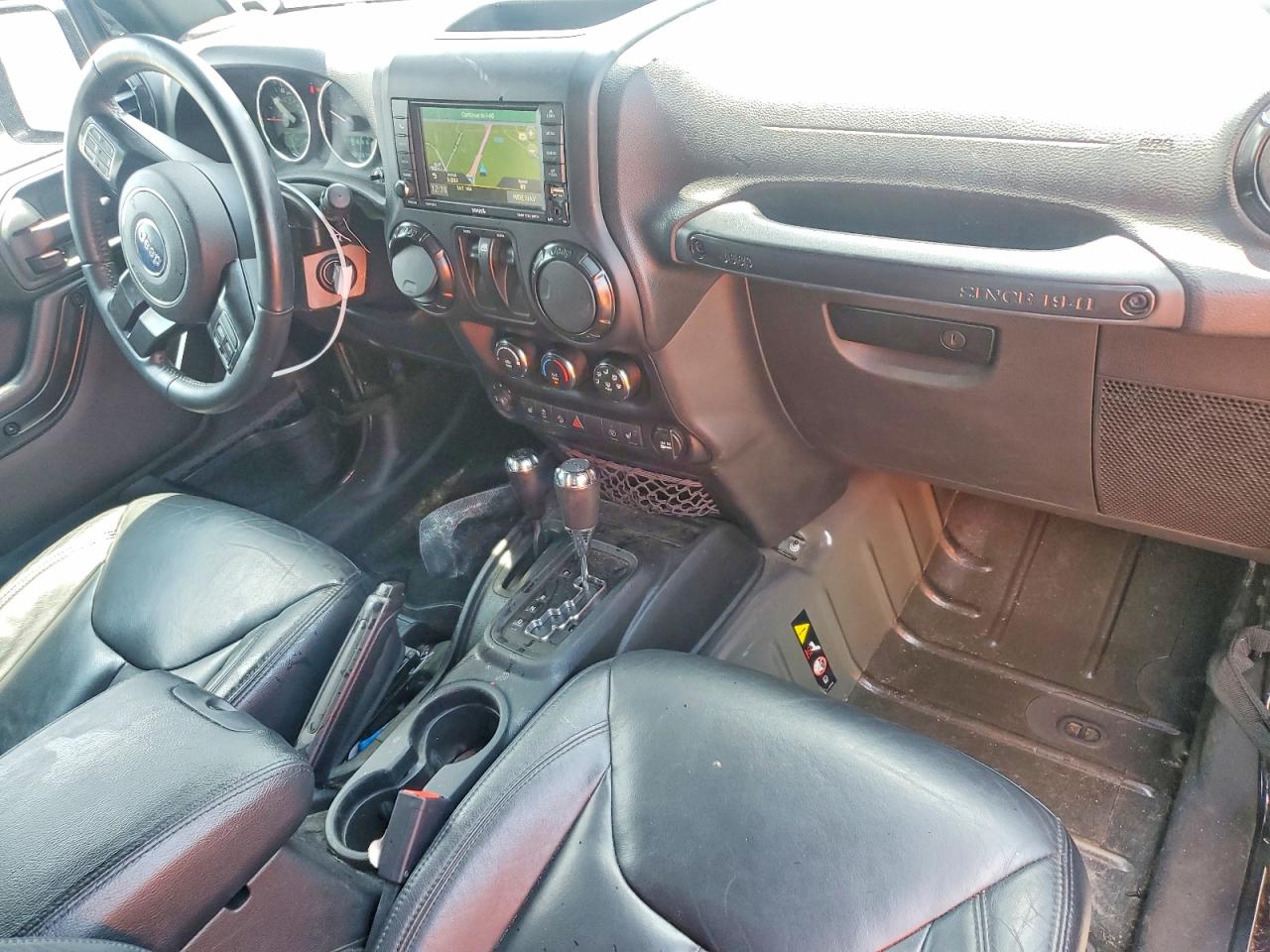 1C4GJWBG3HL640402 · 2017 JEEP WRANGLER · 8/12