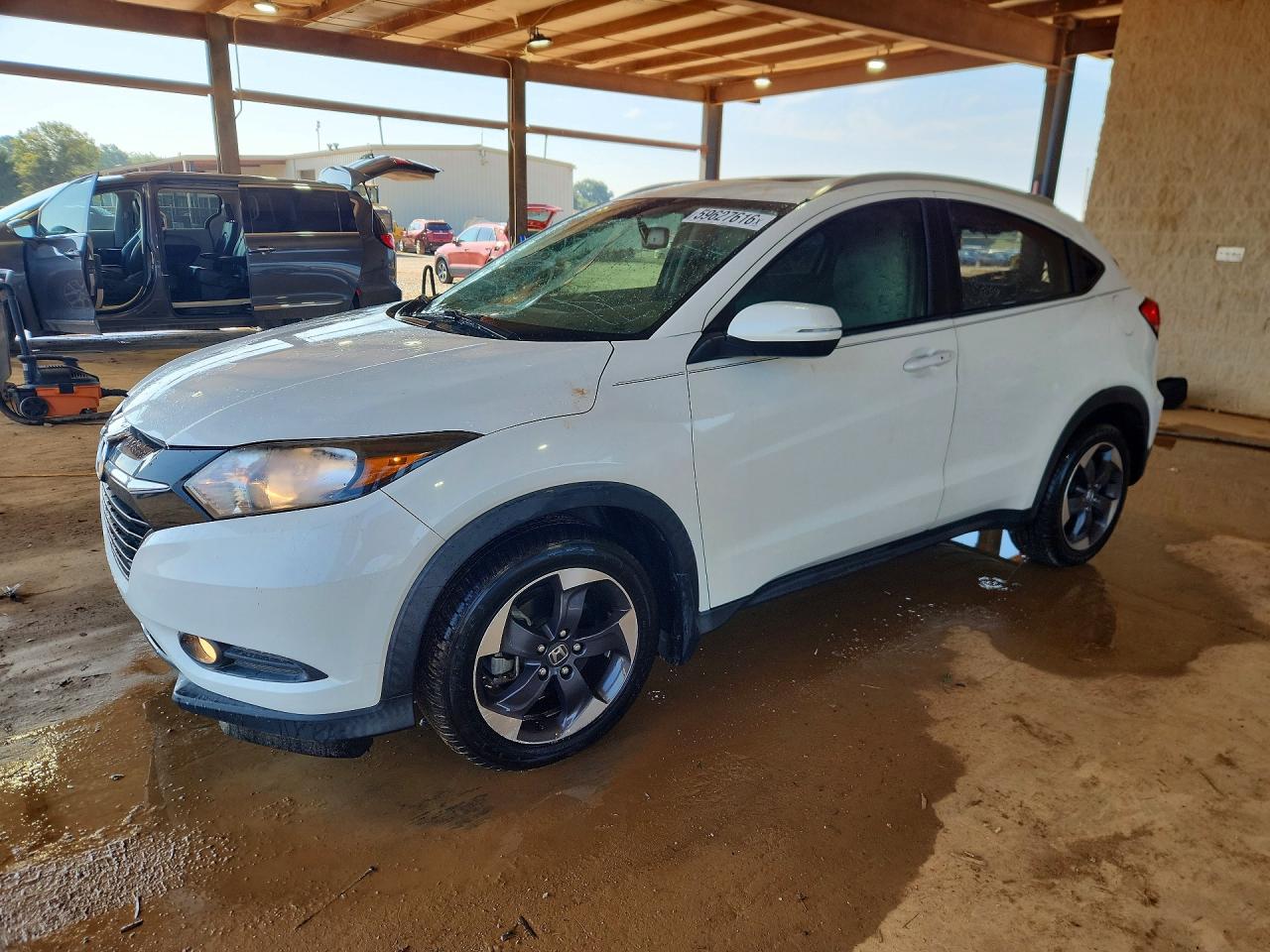 3CZRU5H75JM702916 · 2018 HONDA HR-V