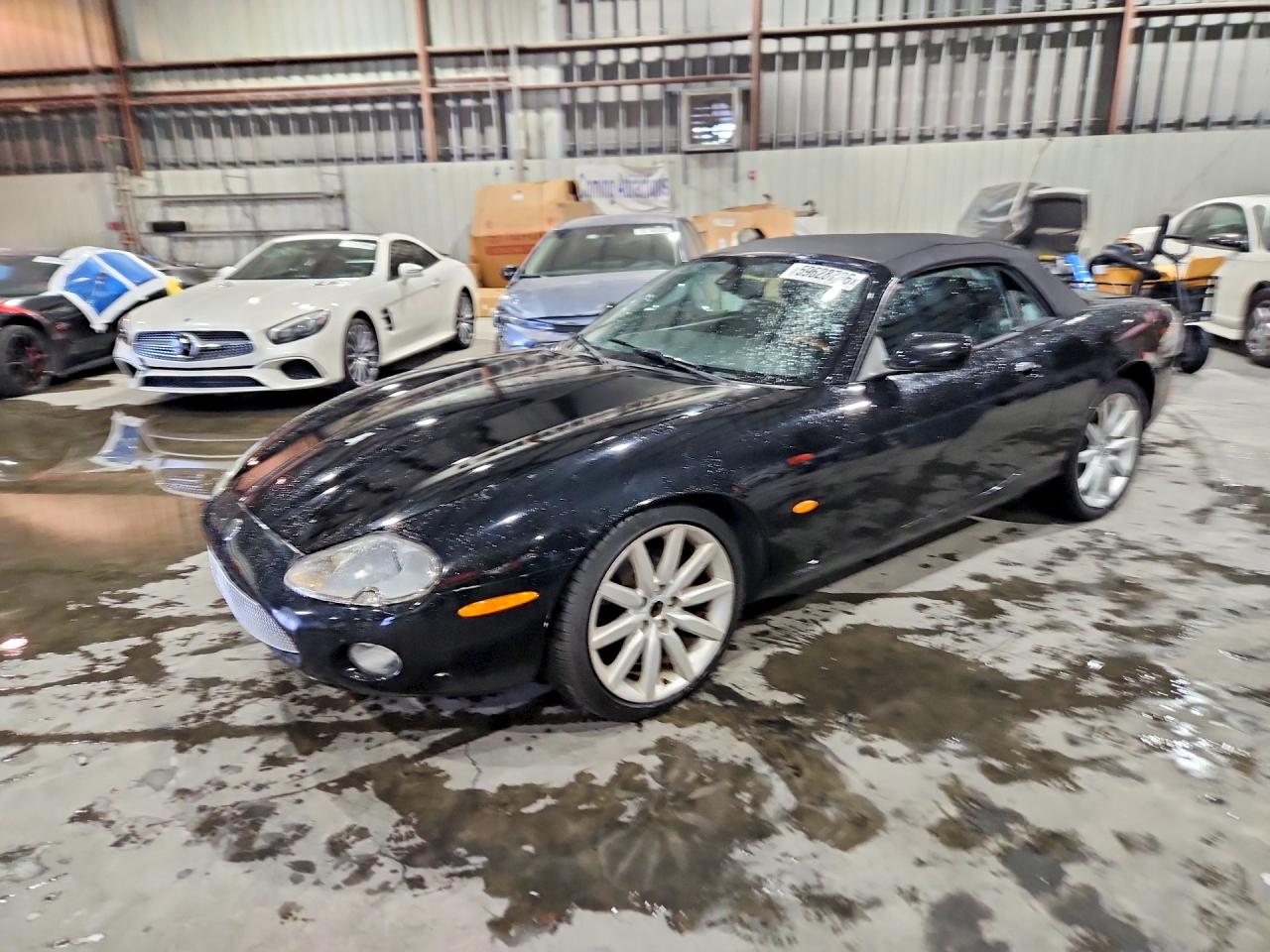 SAJDA42C142A37702 · 2004 JAGUAR XK8