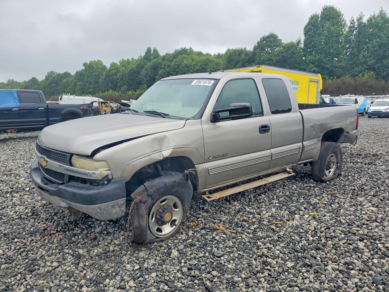 1GCHC29U81E210684 · 2001 CHEVROLET SILVERADO