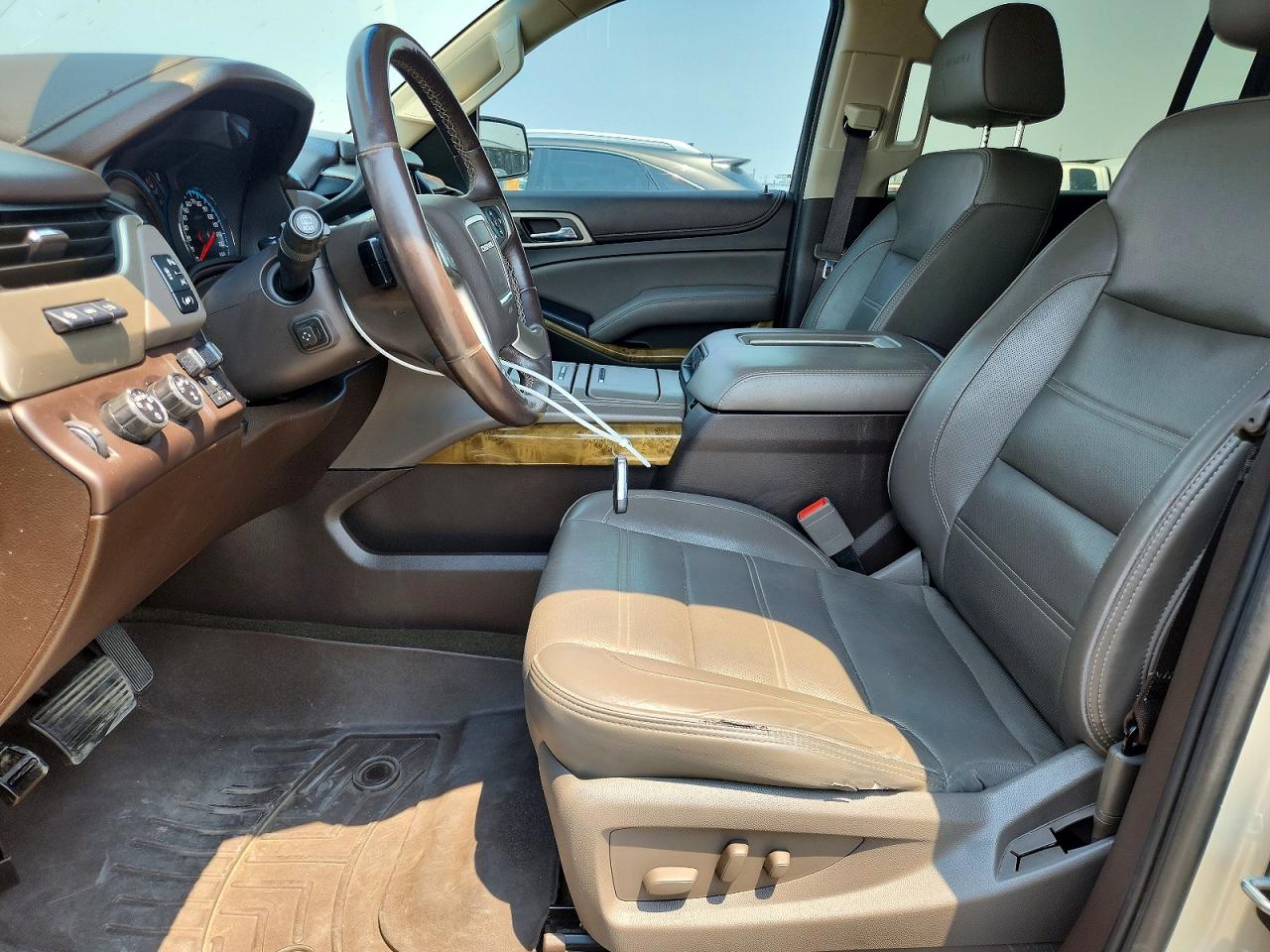 1GKS2HKJ0HR147583 · 2017 GMC YUKON XL · 7/13