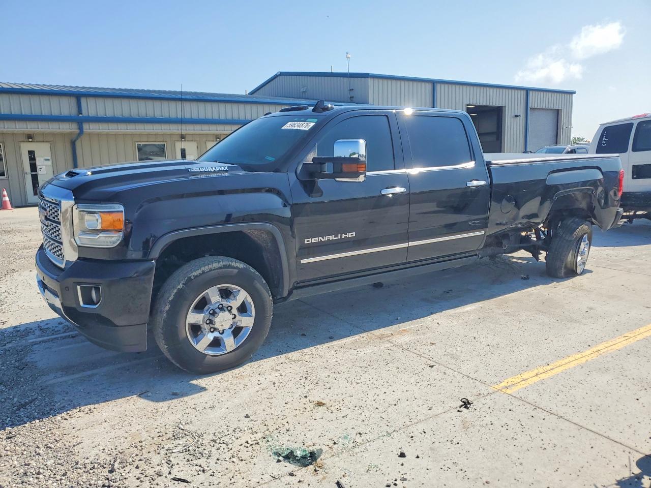 1GT42YEY5JF154873 · 2018 GMC SIERRA