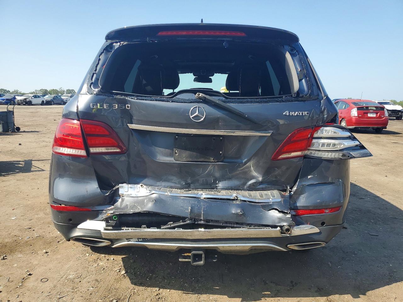 4JGDA5HB6GA754926 · 2016 MERCEDES-BENZ GLE · 6/13