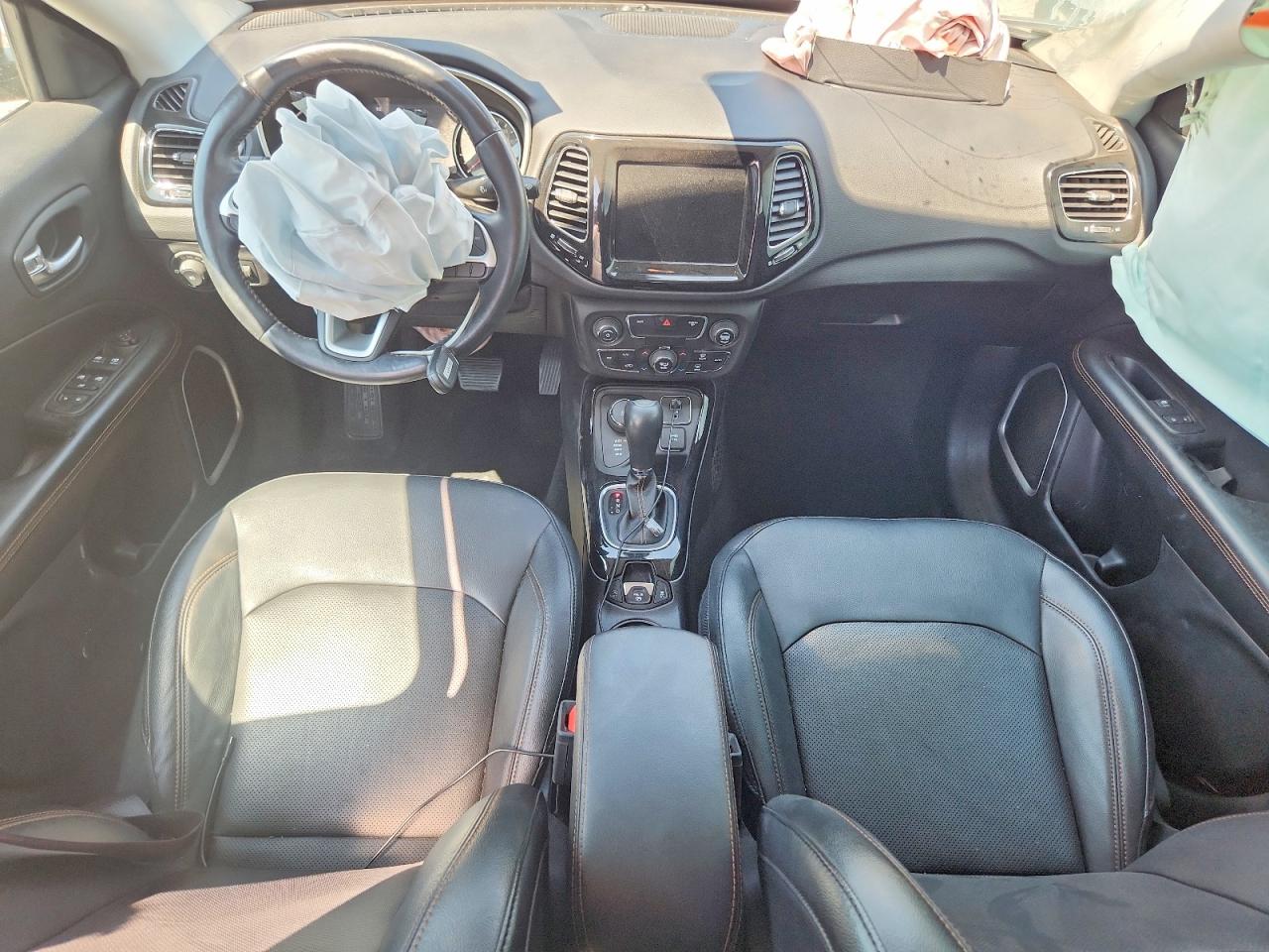 3C4NJDCB0LT135378 · 2020 JEEP COMPASS · 8/12