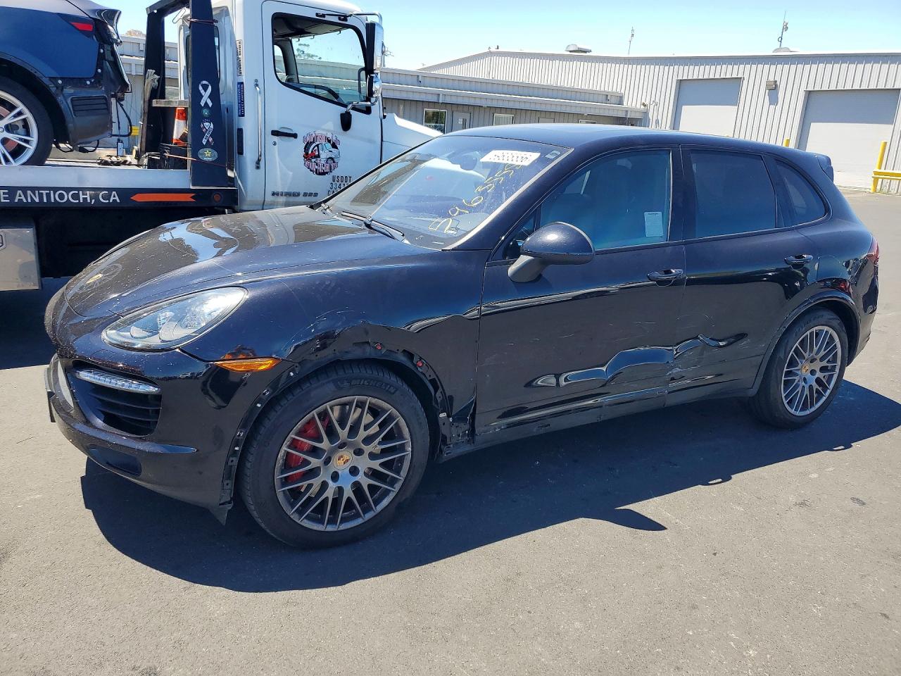 WP1AC2A29ELA80717 · 2014 PORSCHE CAYENNE