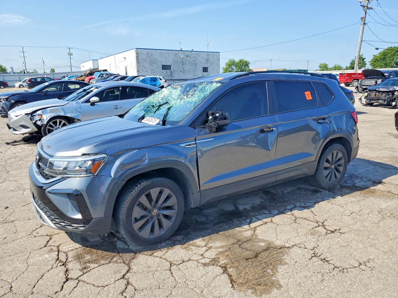 3VVDX7B26PM381639 · 2023 VOLKSWAGEN TAOS