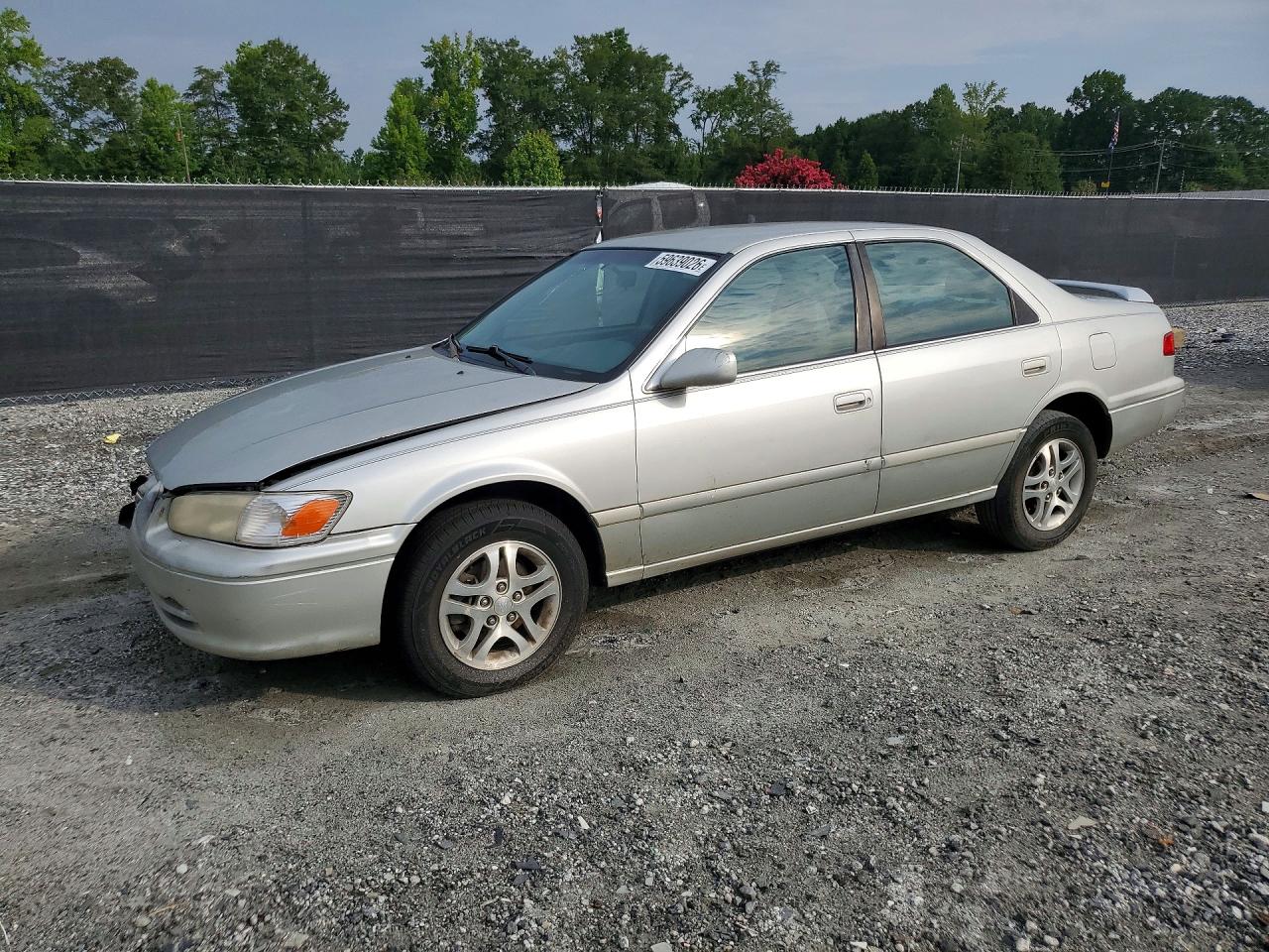 4T1BG22K61U027305 · 2001 TOYOTA CAMRY