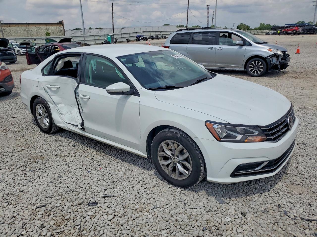 1VWAA7A33JC051119 · 2018 VOLKSWAGEN PASSAT · 4/12