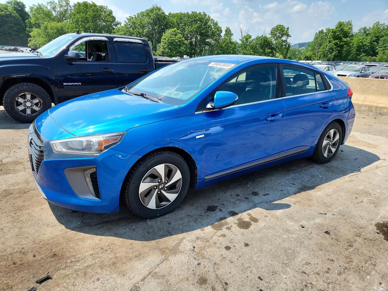 KMHC75LC0HU049985 · 2017 HYUNDAI IONIQ