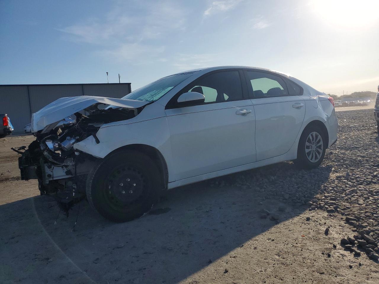 3KPF24AD2ME374328 · 2021 KIA FORTE