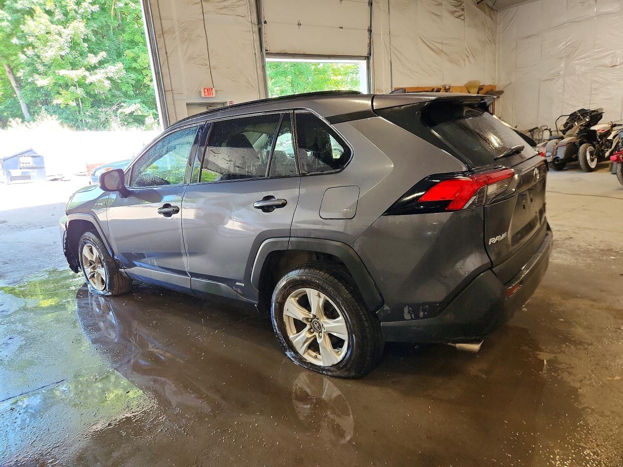 4T3MWRFV2LU007801 · 2020 TOYOTA RAV4 · 2/14
