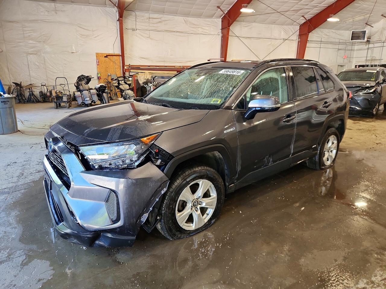 4T3MWRFV2LU007801 · 2020 TOYOTA RAV4