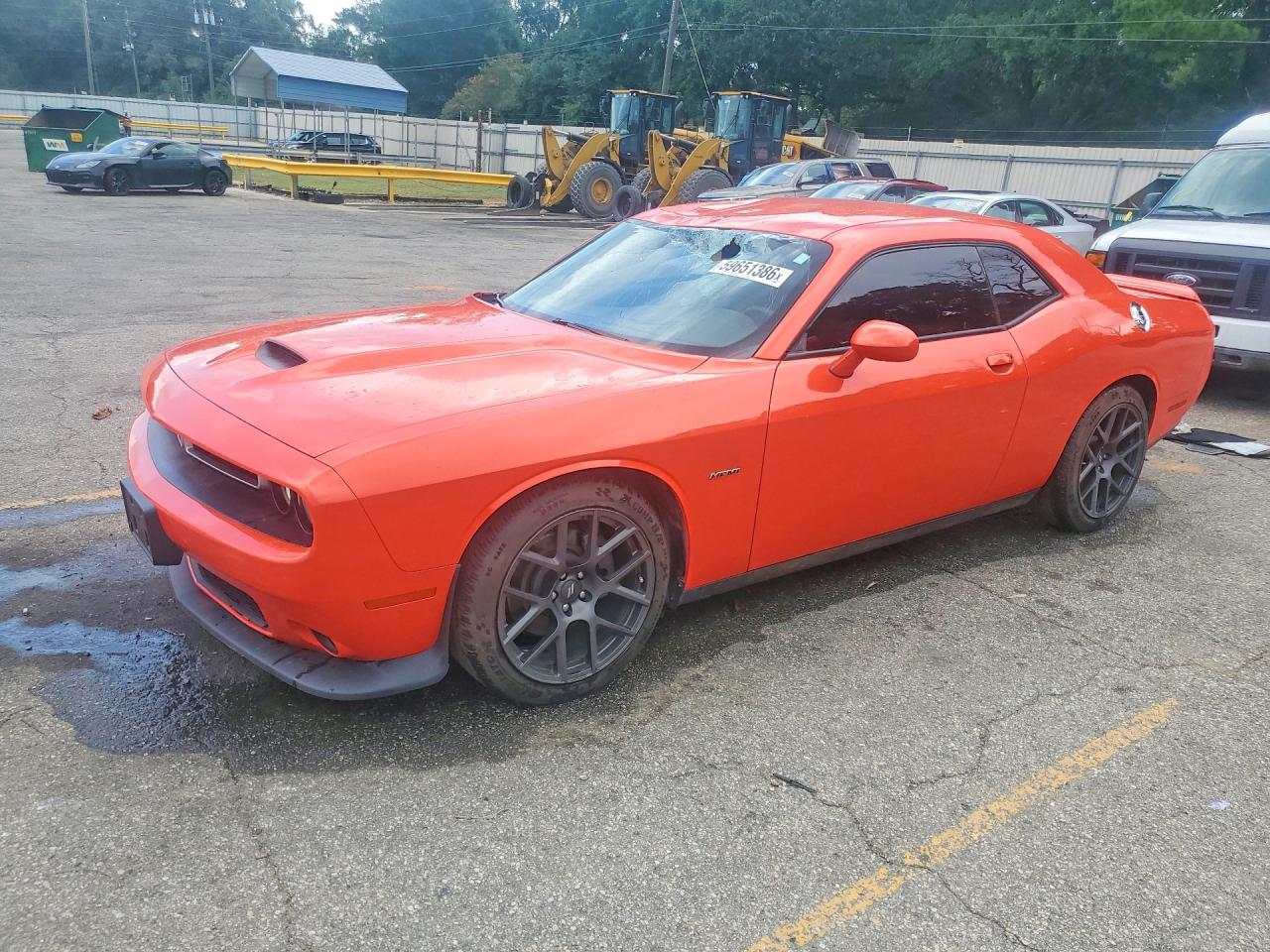 2C3CDZBT7KH621364 · 2019 DODGE CHALLENGER