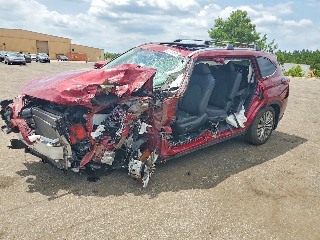5TDKDRBHXSS576831 · 2025 TOYOTA HIGHLANDER