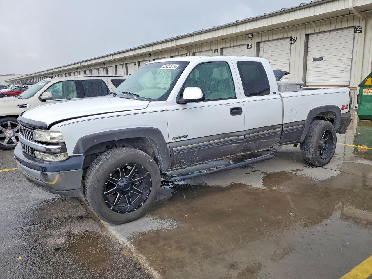 1GCEK19T6YE104574 · 2000 CHEVROLET SILVERADO