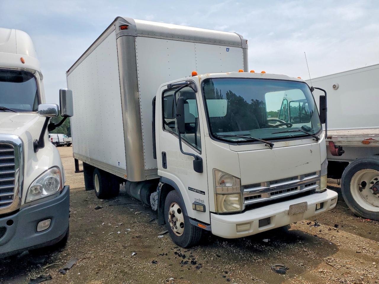 JALC4W16597000280 · 2009 ISUZU NPR · 4/13