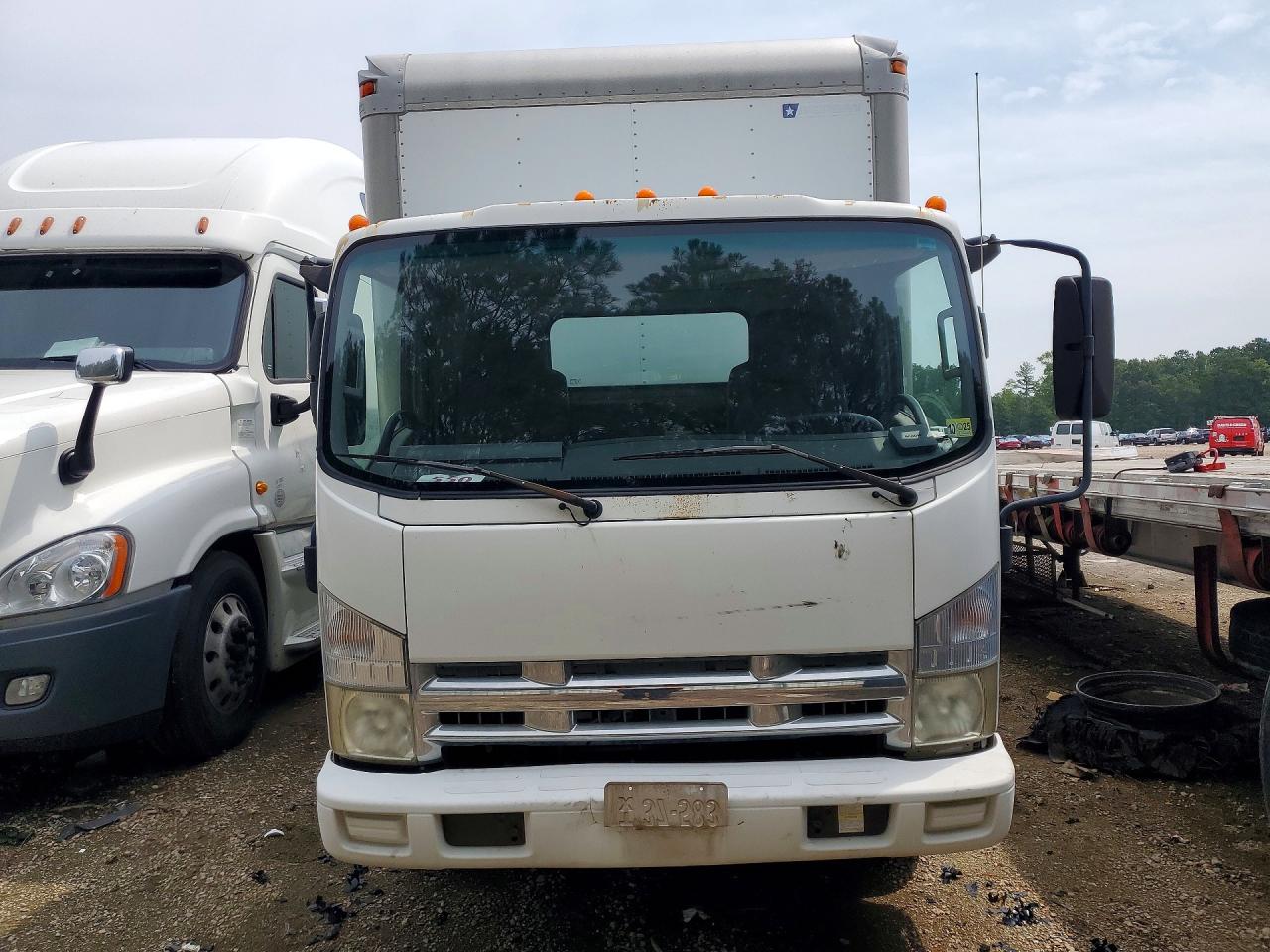 JALC4W16597000280 · 2009 ISUZU NPR · 5/13