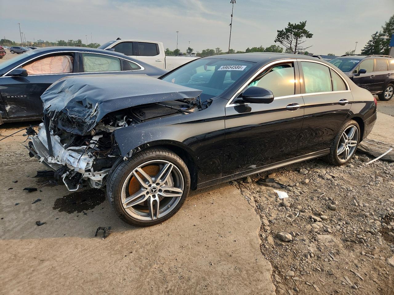 WDDZF4KB7JA390723 · 2018 MERCEDES-BENZ E