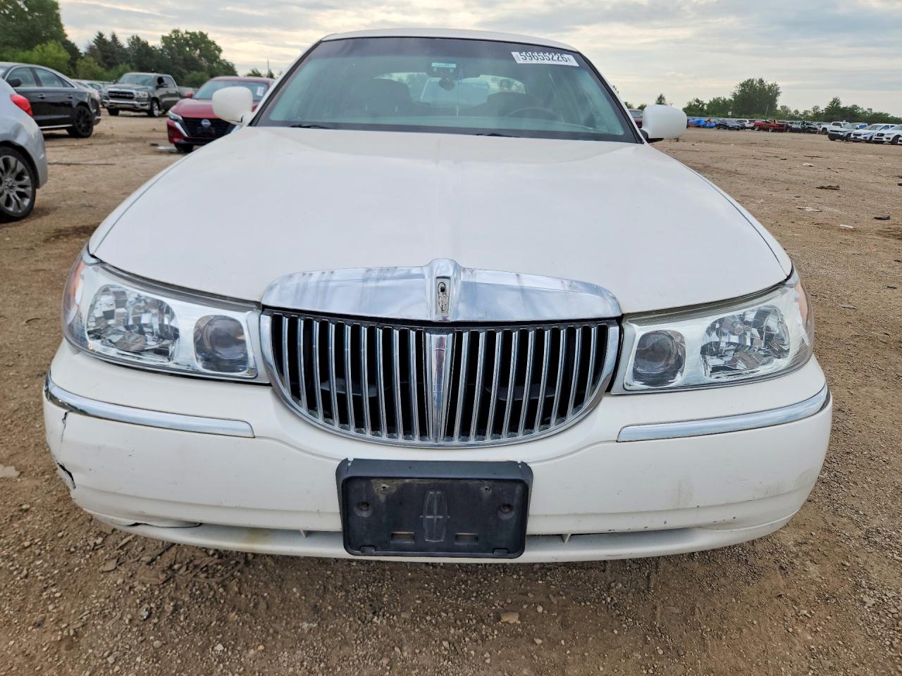 1LNHM82WX1Y652890 · 2001 LINCOLN TOWN CAR · 5/12