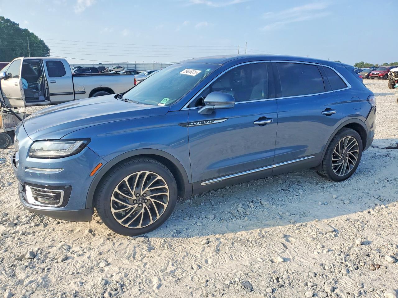 2LMPJ8L90KBL47110 · 2019 LINCOLN NAUTILUS