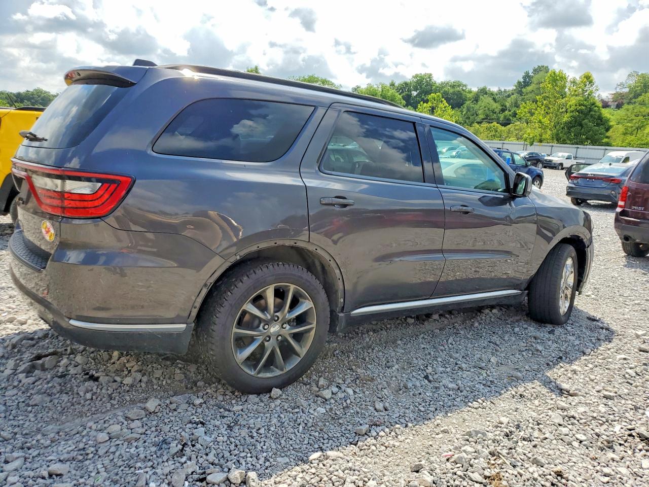 1C4RDJAG2JC283143 · 2018 DODGE DURANGO · 3/13