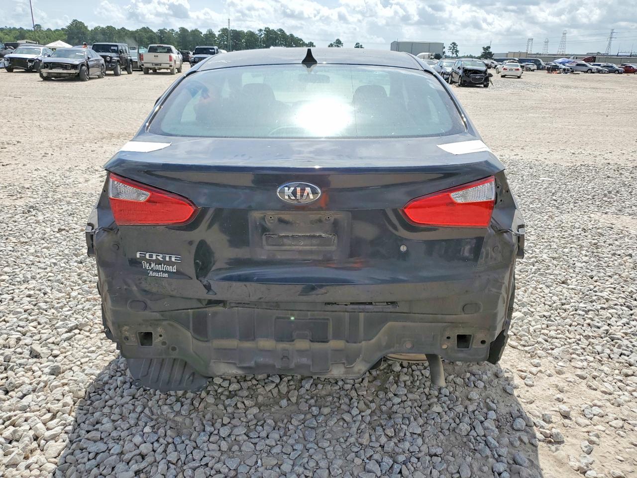 KNAFK4A62F5263100 · 2015 KIA FORTE · 6/12