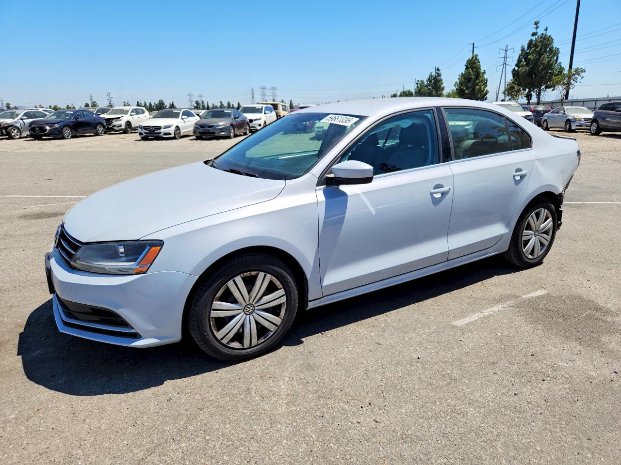 3VW2B7AJ4HM393610 · 2017 VOLKSWAGEN JETTA