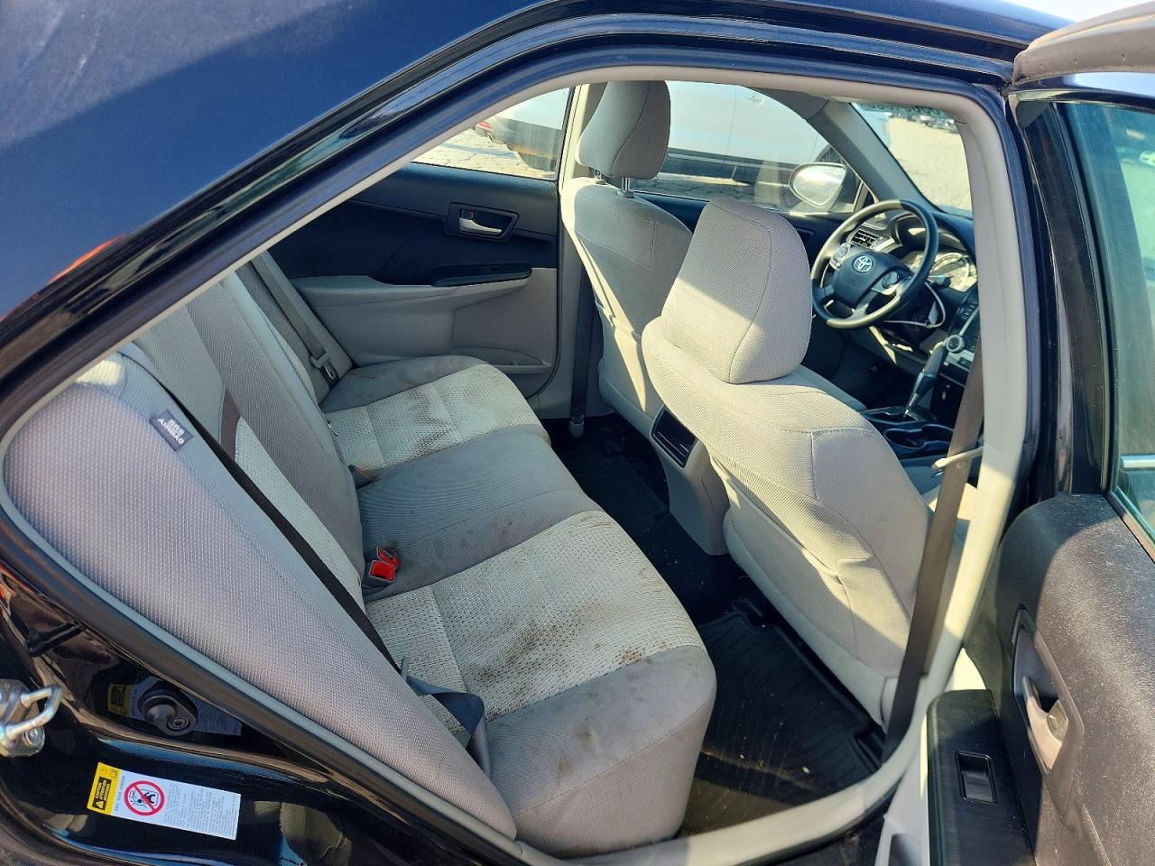 4T1BF1FK2EU853551 · 2014 TOYOTA CAMRY · 10/12