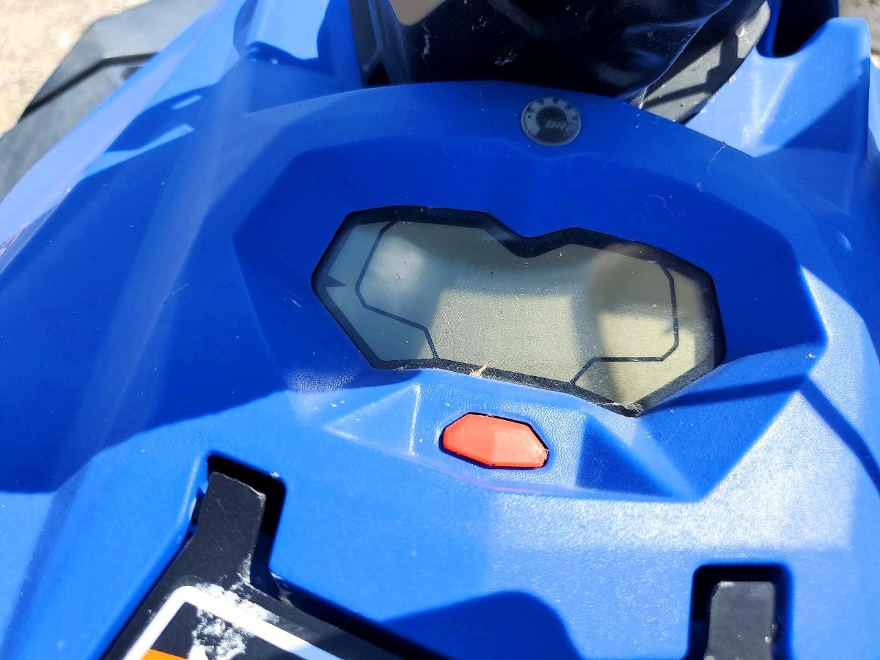 YDVA5856E222 · 2022 SEA DOO SPARK · 8/10