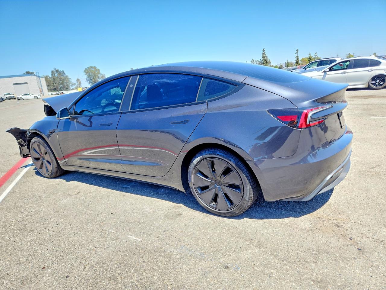 5YJ3E1EB8RF732633 · 2024 TESLA MODEL 3 · 2/12