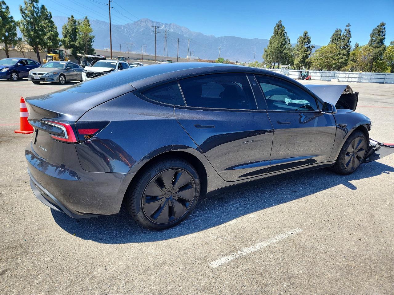 5YJ3E1EB8RF732633 · 2024 TESLA MODEL 3 · 3/12
