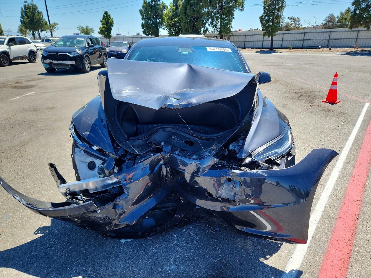 5YJ3E1EB8RF732633 · 2024 TESLA MODEL 3 · 5/12