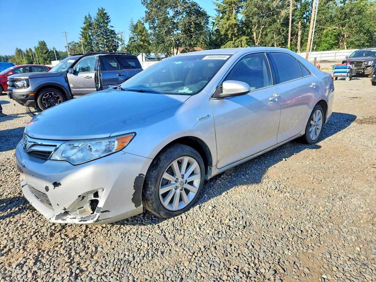 4T1BD1FK8EU127439 · 2014 TOYOTA CAMRY HYBRID