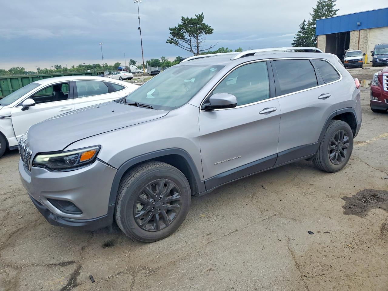 1C4PJMMX9MD178952 · 2021 JEEP CHEROKEE