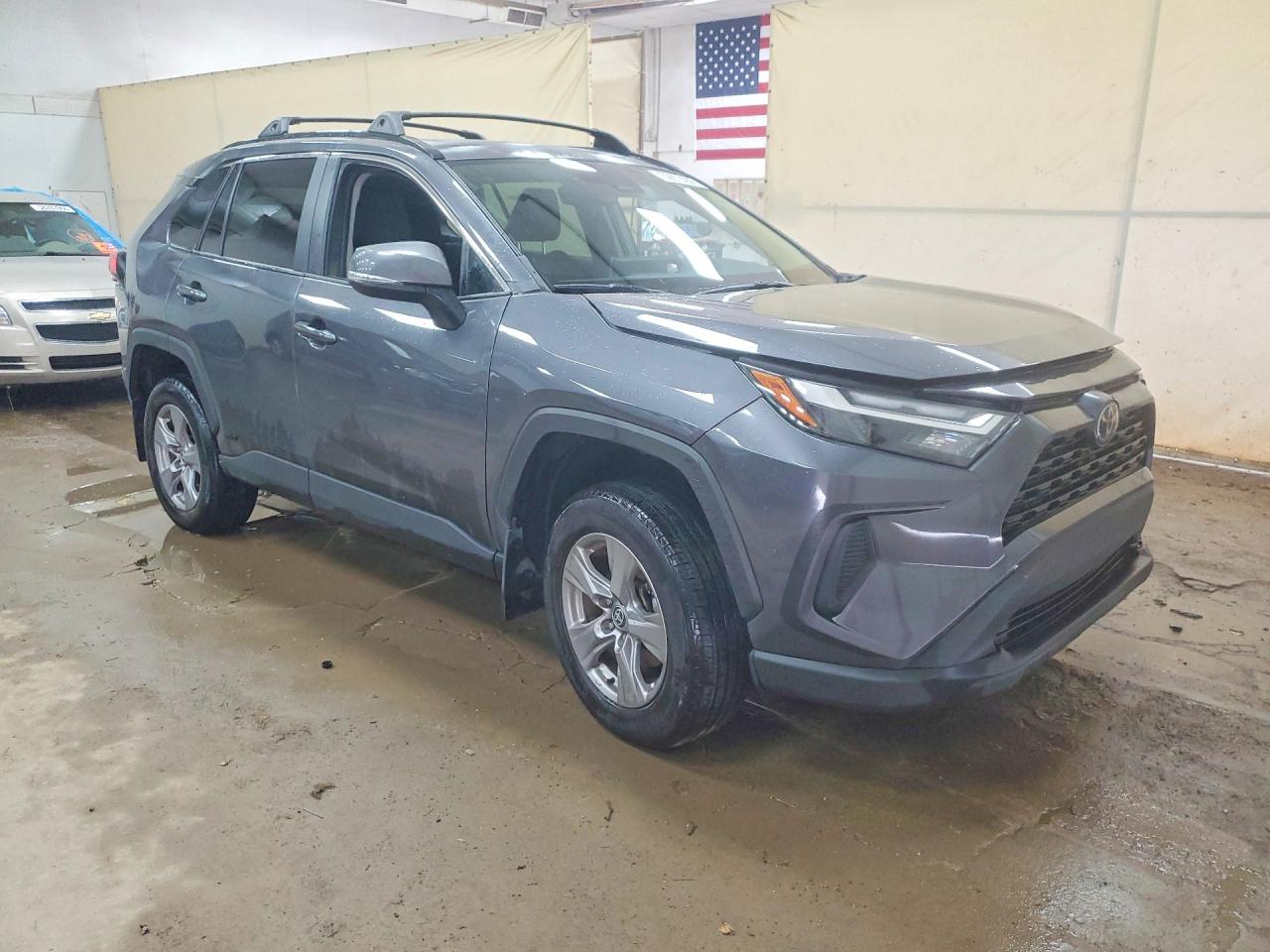 4T3RWRFV6SU172142 · 2025 TOYOTA RAV4 HYBRID · 4/13