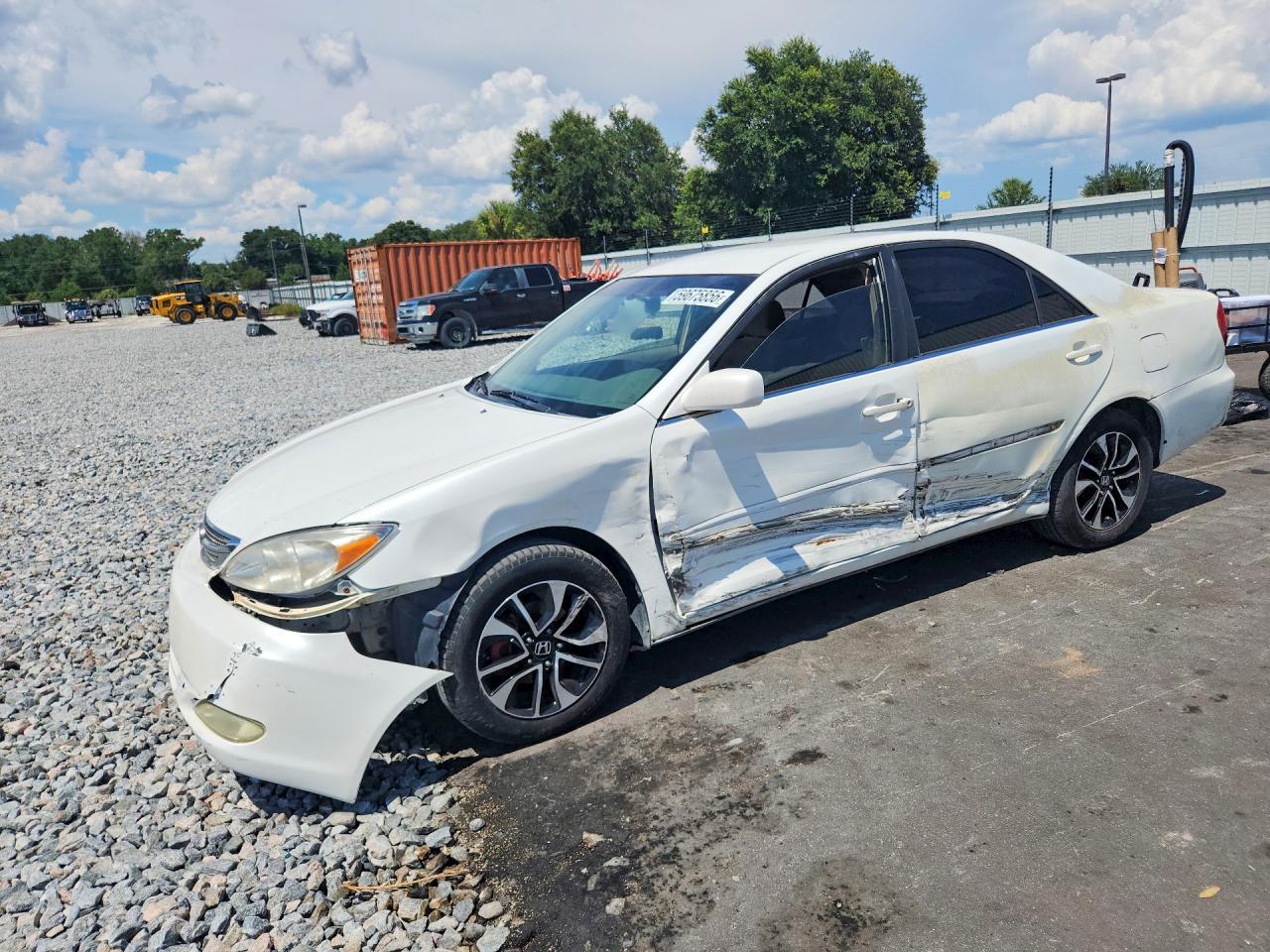 JTDBE32K740282587 · 2004 TOYOTA CAMRY