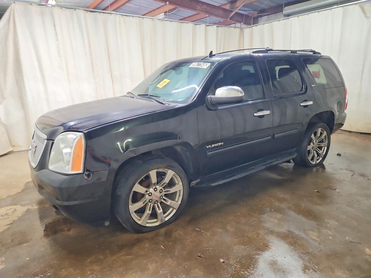 1GKS1CE01DR182636 · 2013 GMC YUKON
