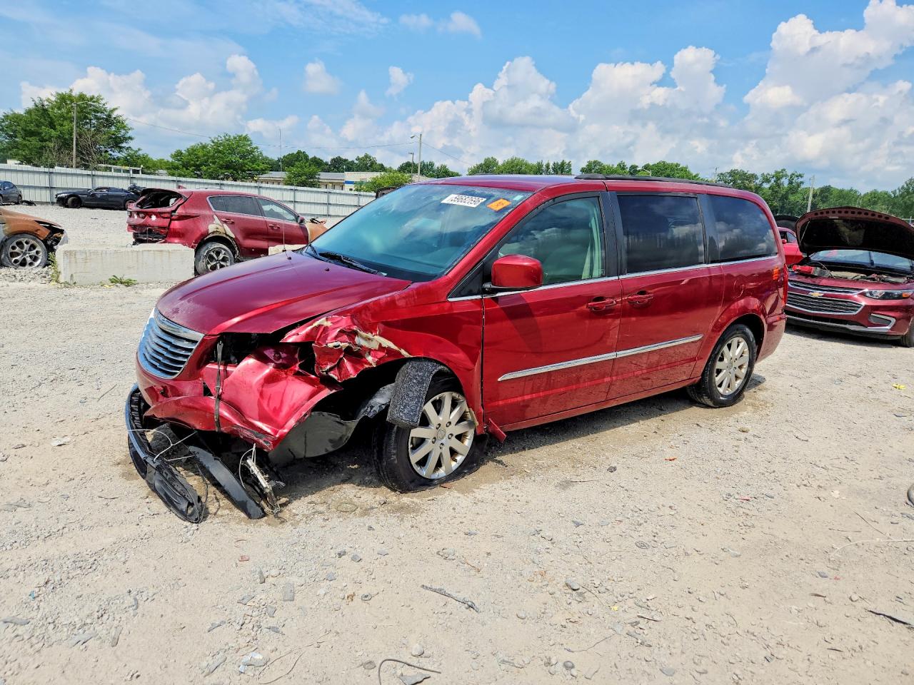 2C4RC1BG0FR661556 · 2015 CHRYSLER TOWN & COUNTRY