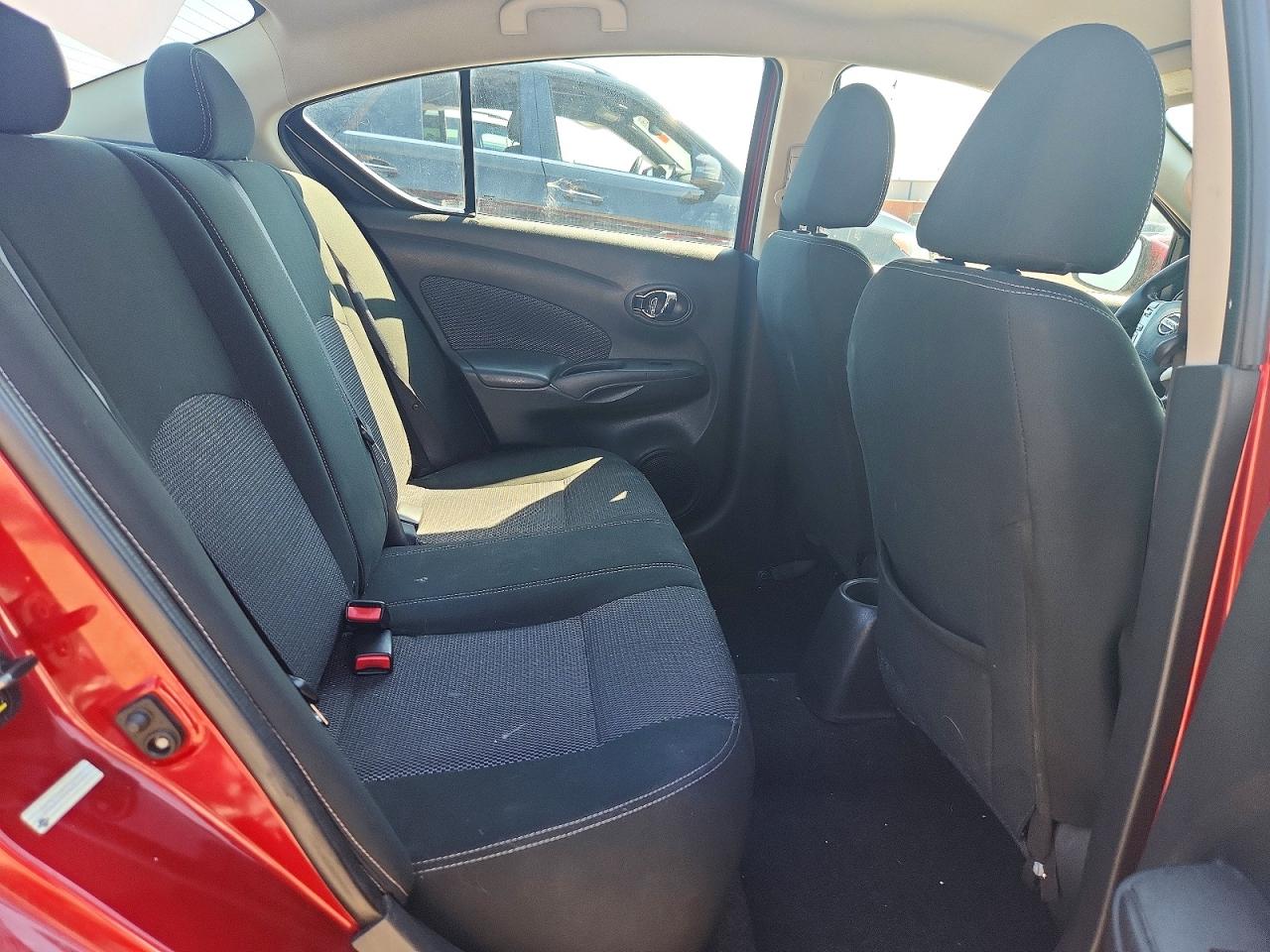 3N1CN7AP5HL892122 · 2017 NISSAN VERSA · 10/12