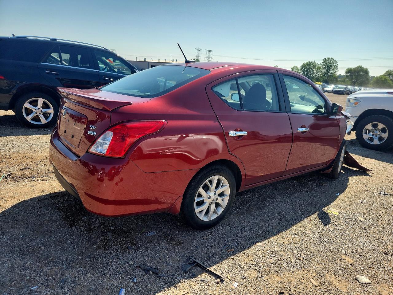 3N1CN7AP5HL892122 · 2017 NISSAN VERSA · 3/12
