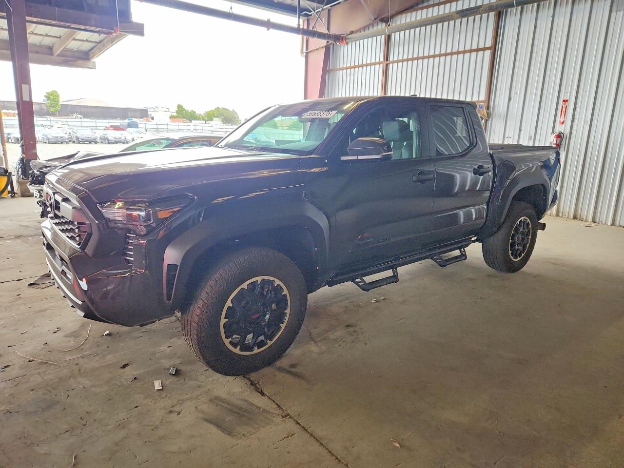 3TMLB5JN4TM212545 · 2026 TOYOTA TACOMA