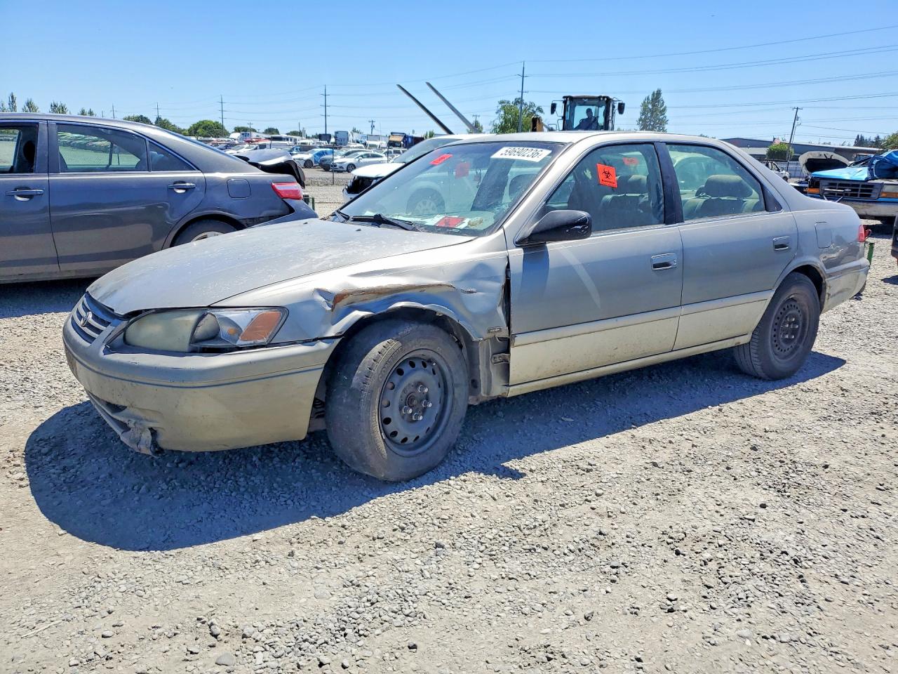 JT2BF22K510299352 · 2001 TOYOTA CAMRY