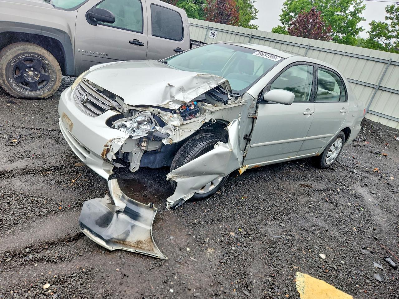 JTDBR32EX42040329 · 2004 TOYOTA COROLLA