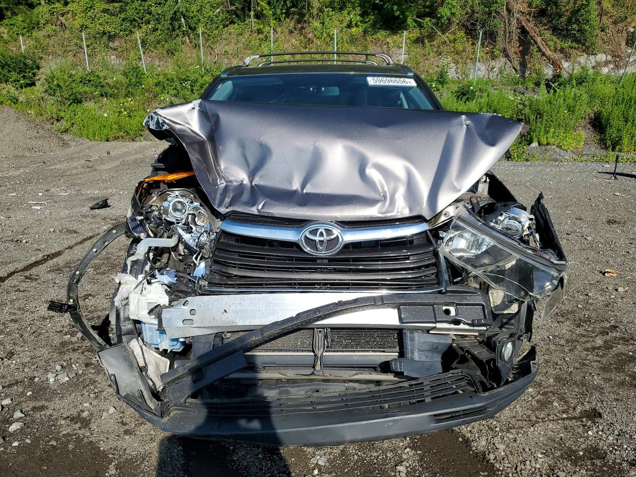 5TDJKRFH5GS283261 · 2016 TOYOTA HIGHLANDER · 5/13