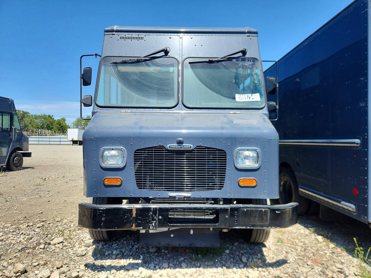 4UZAC2EA9LCLZ6694 · 2020 FREIGHTLINER CHASSIS · 5/13