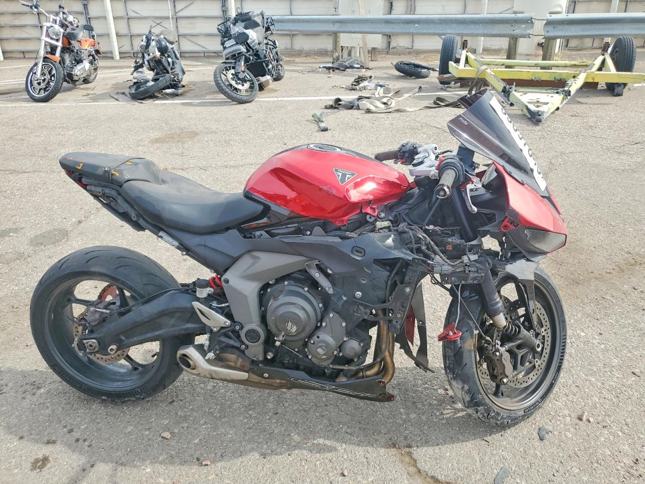 SMTL23UF9STBU6393 · 2025 TRIUMPH MOTORCYCLE DAYTONA