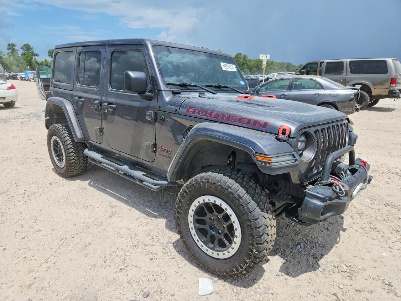 1C4HJXFG1JW214264 · 2018 JEEP WRANGLER UNLIMITED · 4/13