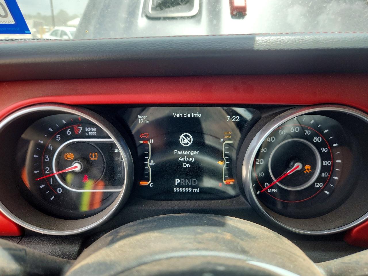 1C4HJXFG1JW214264 · 2018 JEEP WRANGLER UNLIMITED · 9/13