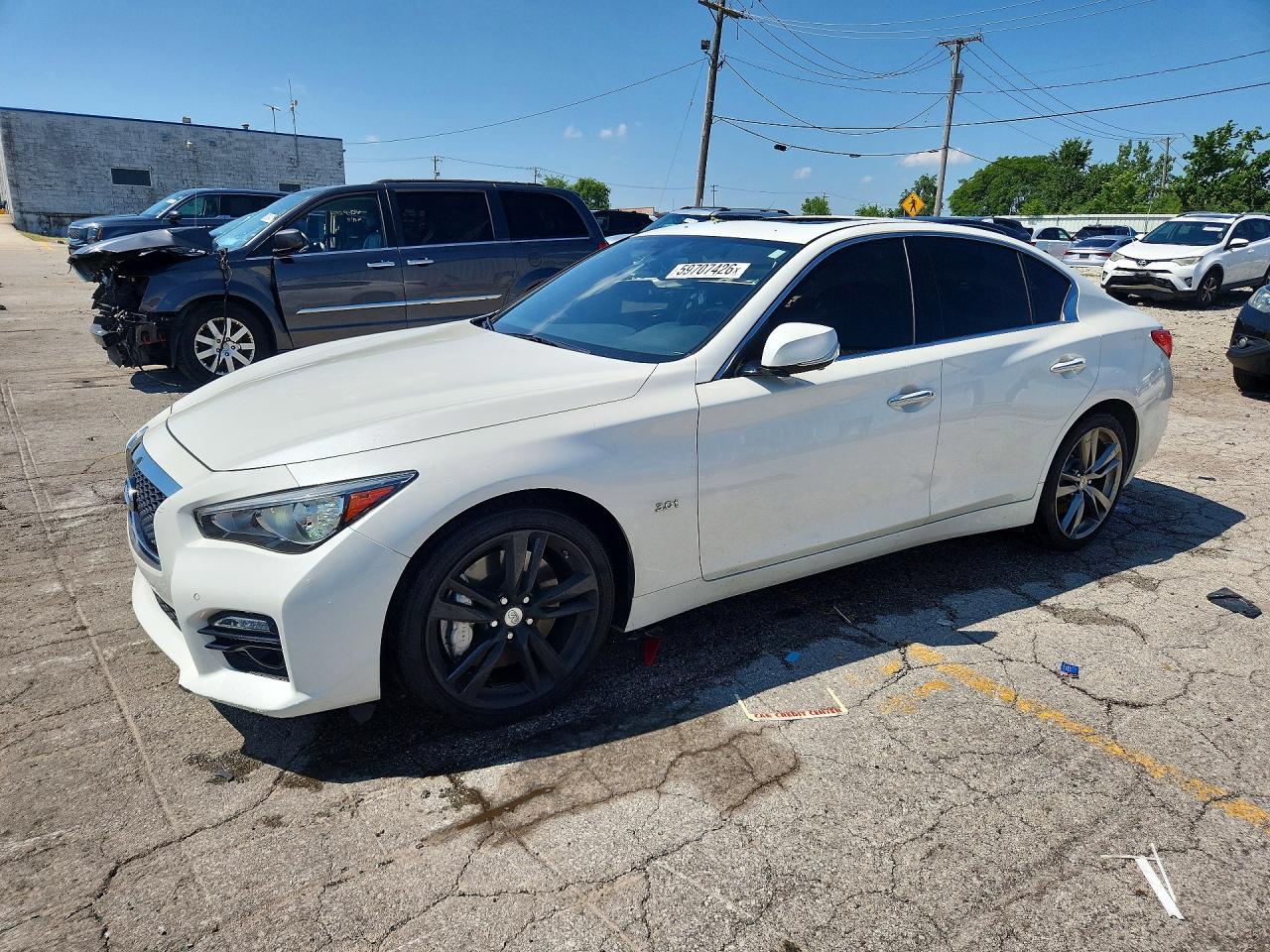 JN1EV7AR0HM832376 · 2017 INFINITI Q50